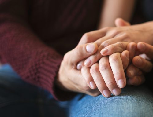 ¿Cómo saber si una persona mayor necesita ayuda en casa? 10 señales que no debemos ignorar